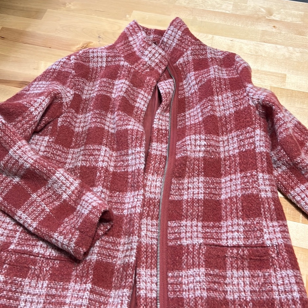 like new old navy plaid coat